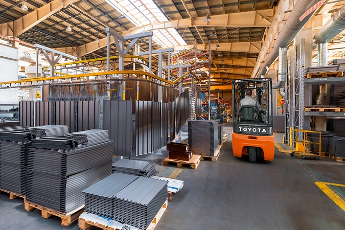 Toyota Traigo 24volt Electric Forklift 3-wheel 1.5t - Image 2